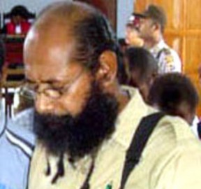 Fileb Jacob Semuel Karma, salah seorang pejuang Papua Merdeka memberi dukungan bagi perwakilan di MSG. Semua pejuang Papua membagi tugas dan peran masing-masing.(Jubi/ist) 