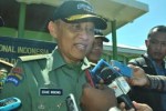 Jenderal TNI Pramono Edhie Wibowo saat diawawancarai wartawan
