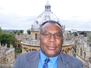 SOCRATEZ SOFYAN YOMAN, KETUA UMUM PGBP ((FOTO: BAPTISPAPUA.BLOGSPOT.COM)