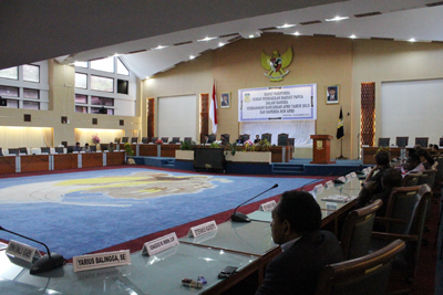 Arjuna-Jubi-Suasana-Sidang-Paripurna-DPRP1