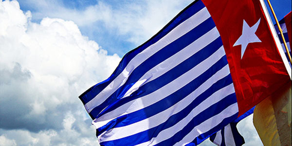 Apa orang Indonesia pernah Minta Permisi untuk Mengibarkan Merah-Putih mereka di Tanah Papua?