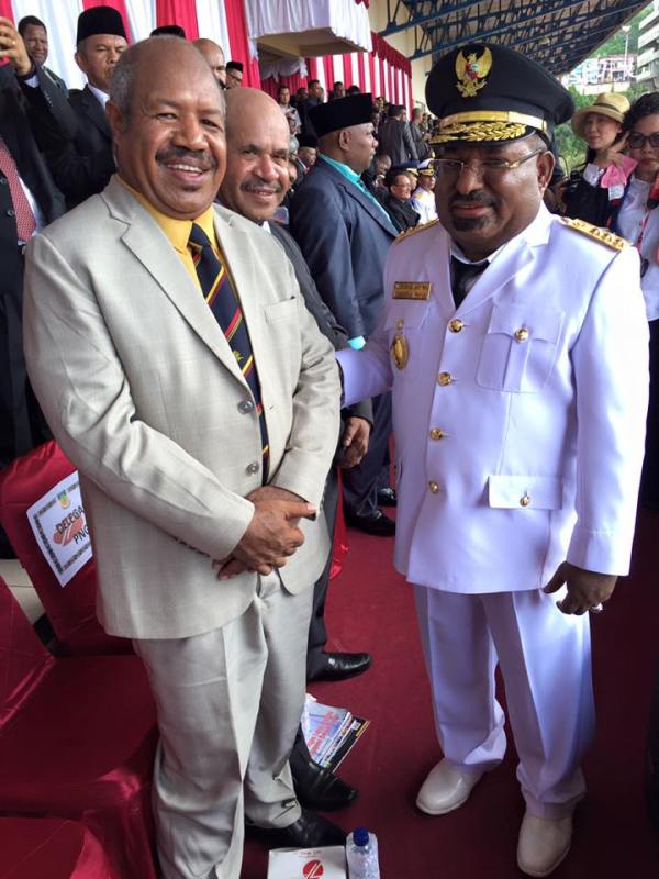 Powes Parkop and Lukas Enembe 2016