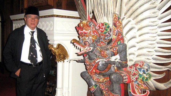 Foto: Ahli sejarah Indonesia periode kontemporer, Roesdi Hoesein. (Dok Facebook Hoesein Rushdy)