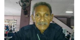 George Edoard Metalmety, ayah kandung korban. Foto: Aprilia