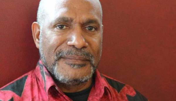 Benny Wenda, SekJend DeMMAK, Jubir ULMWP, Pendiri IPWP dan ILWP